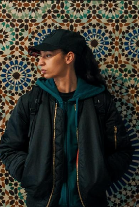 Cartaz do filme A IRMÃ MAIS NOVA — LA PETITE DERNIÈRE