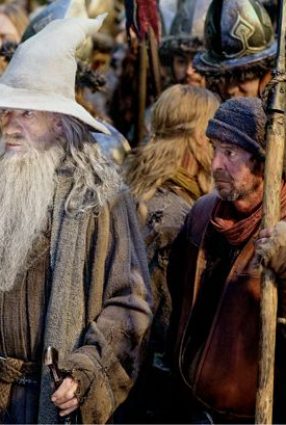 Cartaz do filme O HOBBIT: A BATALHA DOS CINCO EXÉRCITOS – The Hobbit: The Battle of the Five Armies